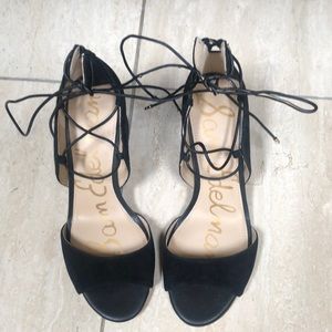 Sam Edelman black suede block heal string ups-